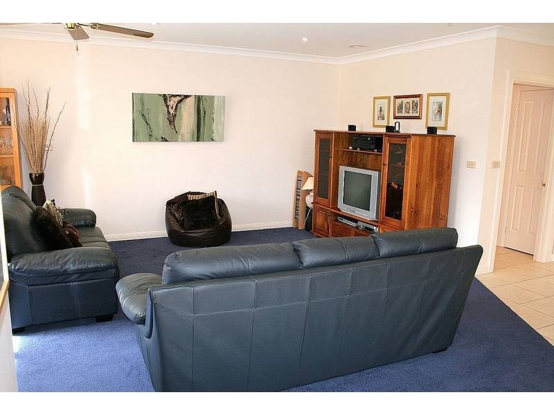 18 Canowindra Way, Leopold VIC 3224