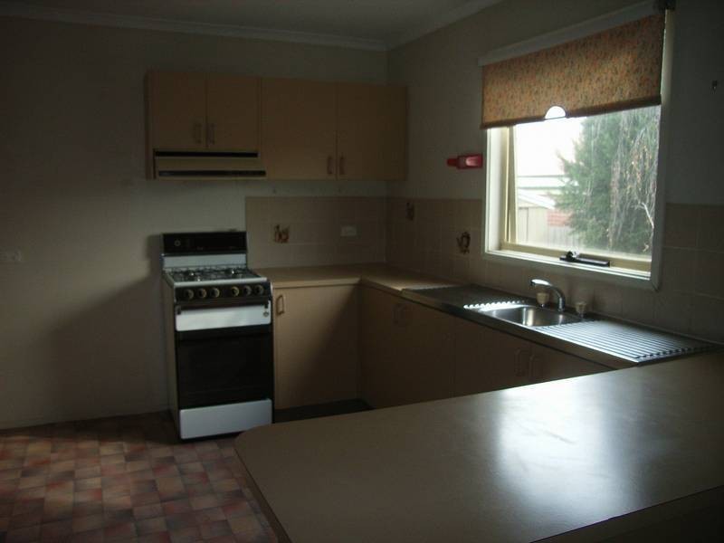 62 Burlington  Crescent, Leopold VIC 3224