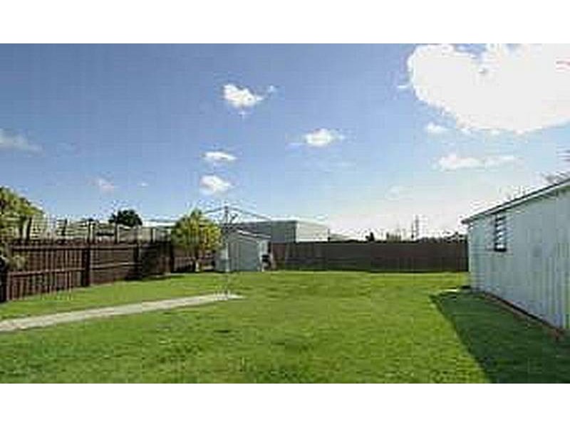 77 Solar Drive, Whittington VIC 3219