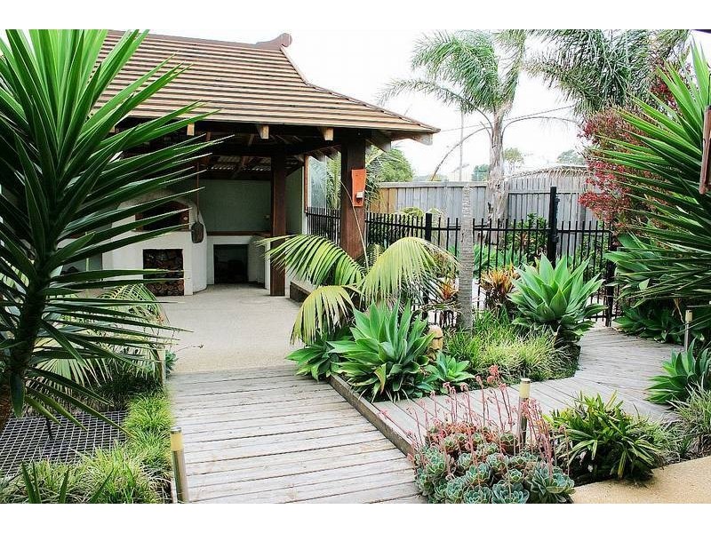 11 Moonaree Road, Leopold VIC 3224