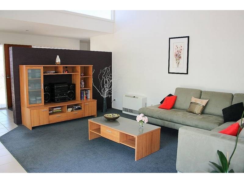 18 Waugh Court, Leopold VIC 3224