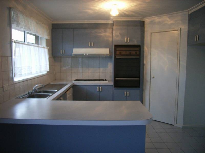 9 Warrawee Road, Leopold VIC 3224