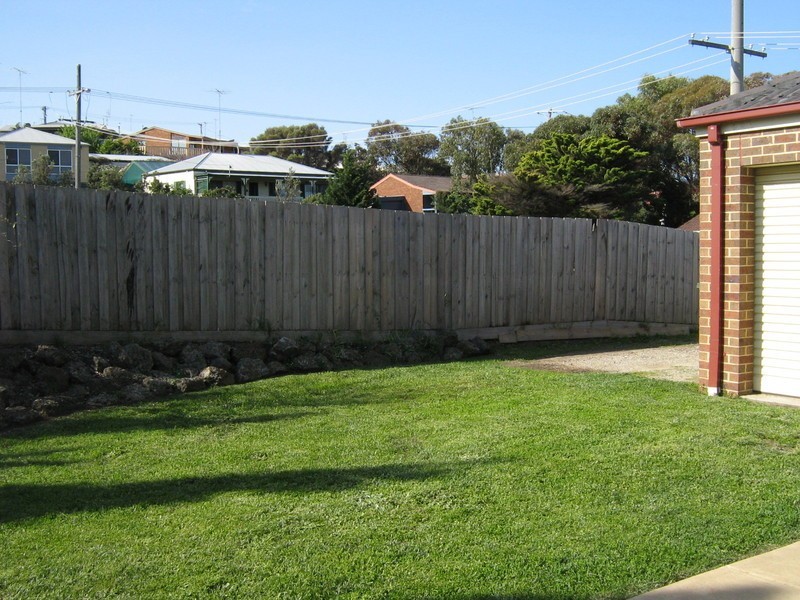 35 Roditis Drive, Ocean Grove VIC 3226