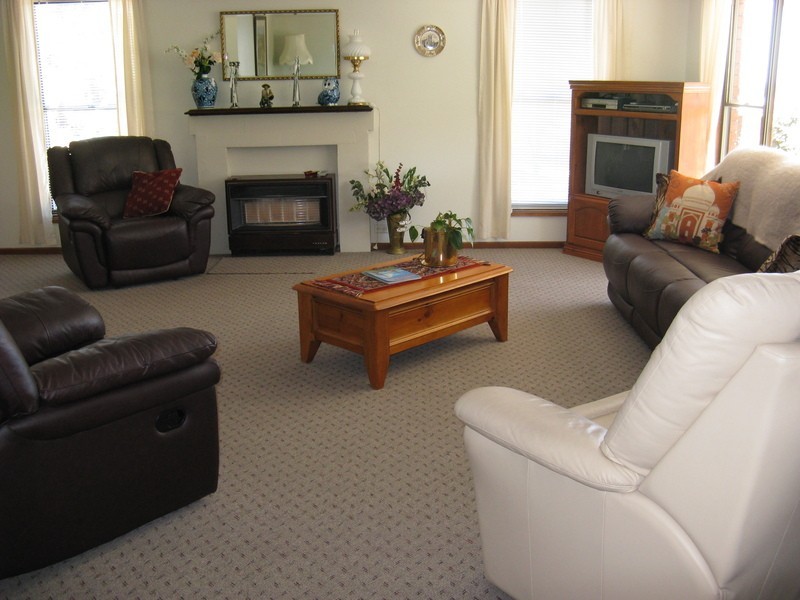42 Allambie Street, Leopold VIC 3224