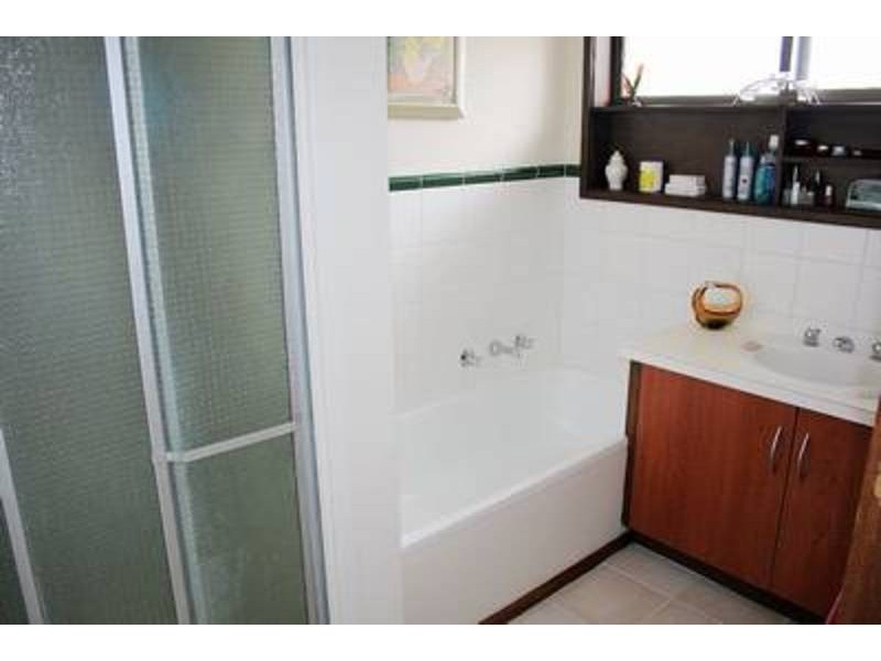 42 Allambie Street, Leopold VIC 3224