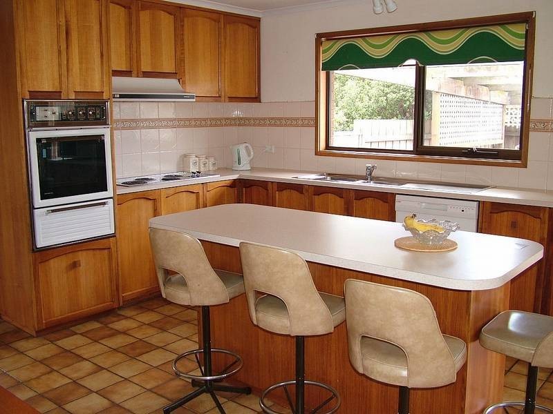 836 Bellarine Highway, Leopold VIC 3224