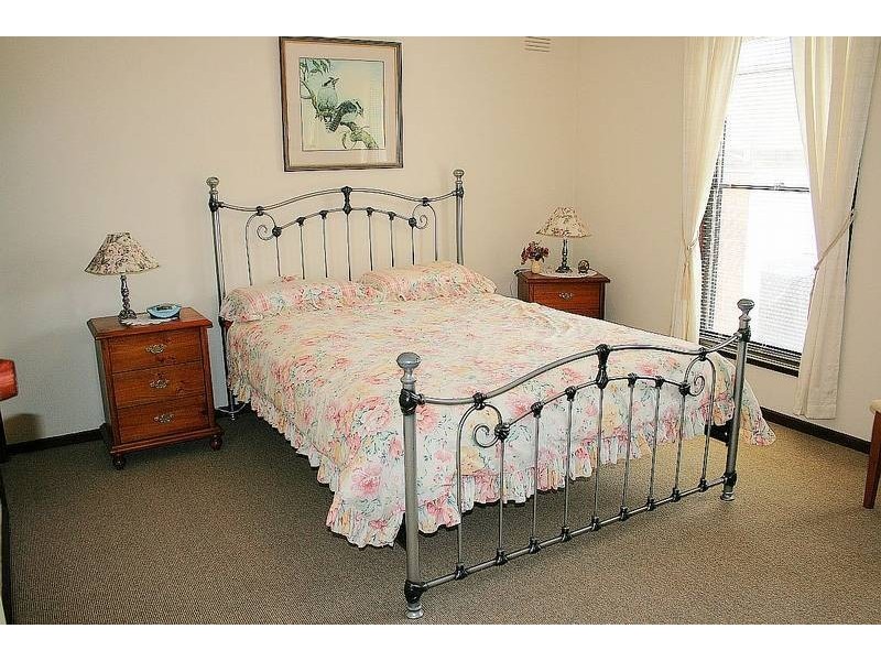 42 Allambie Street, Leopold VIC 3224