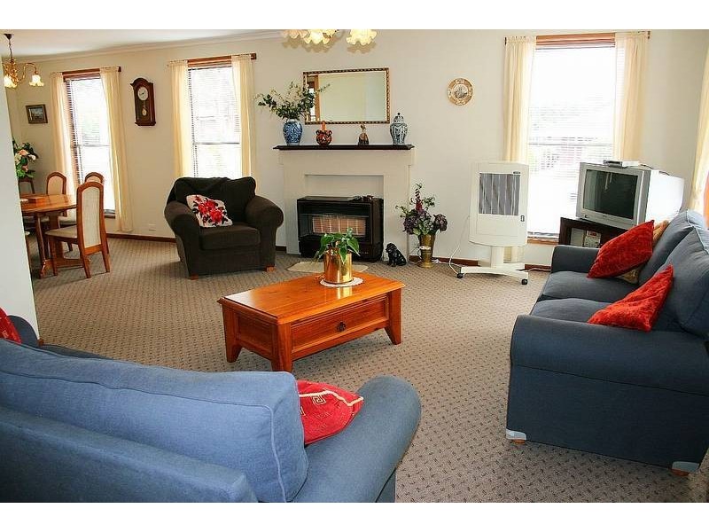 42 Allambie Street, Leopold VIC 3224