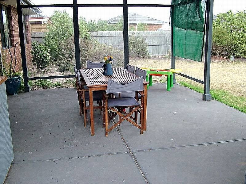 42 Canowindra Way, Leopold VIC 3224