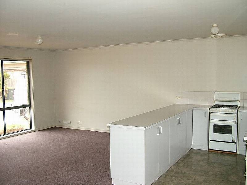 1/110 Townsend Road, St Albans Park VIC 3219