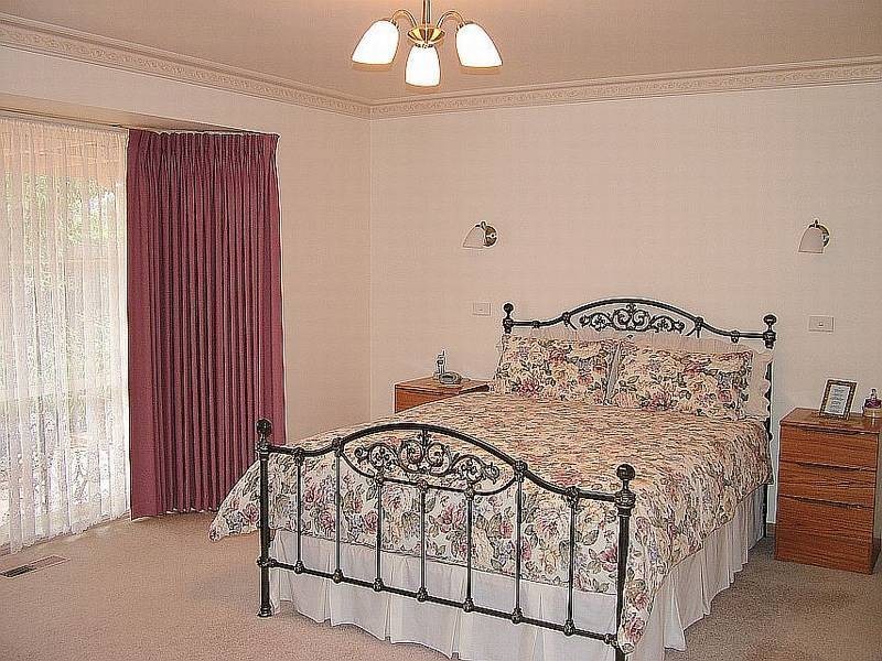 26 Washington Gardens, Leopold VIC 3224