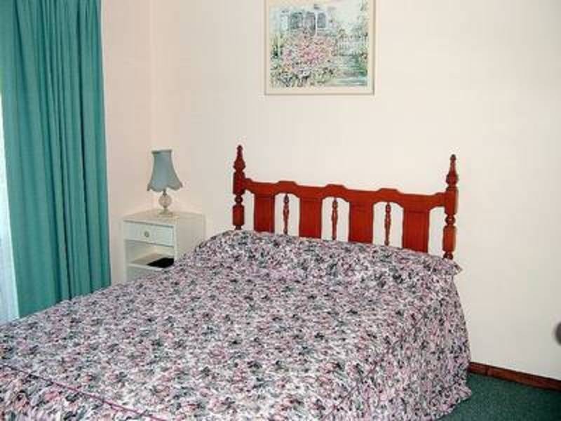 2/44-46 Ash Road, Leopold VIC 3224