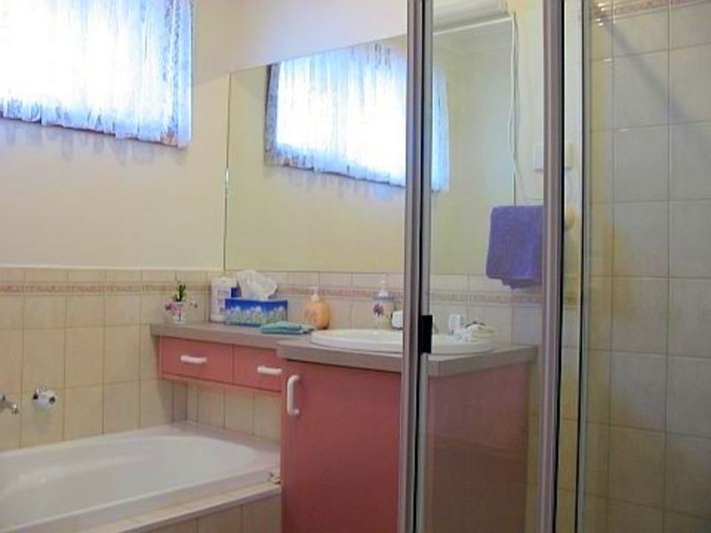 31 Darrambal Crescent, Leopold VIC 3224