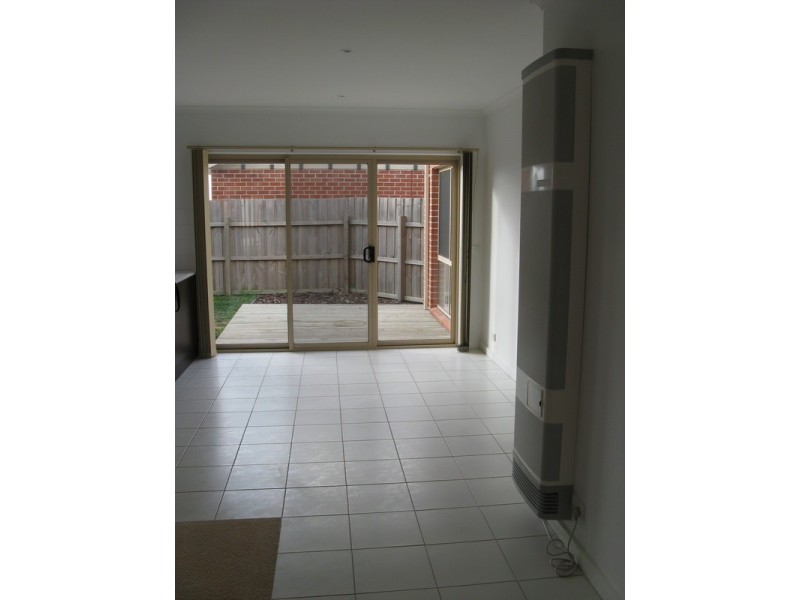 1/34 Donvale Drive, Leopold VIC 3224