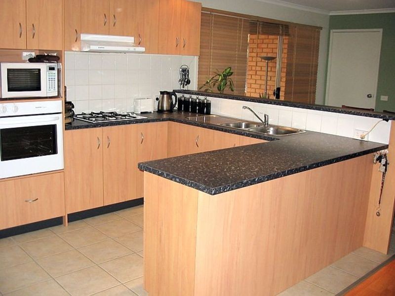 10 Trixia Place, Leopold VIC 3224