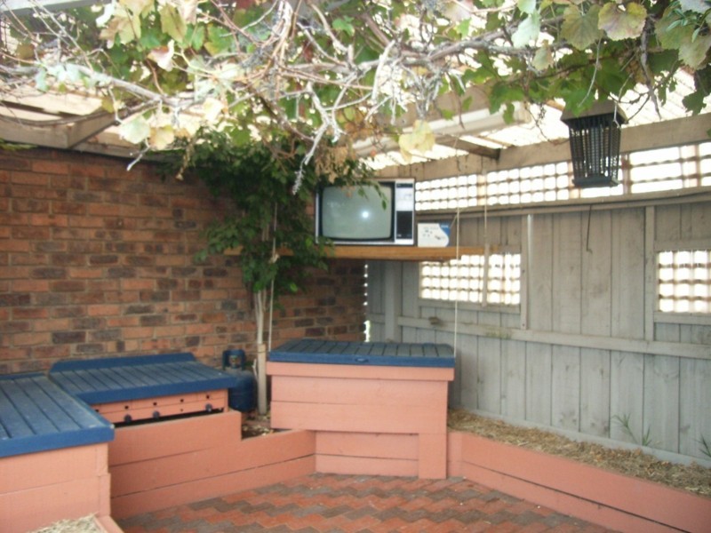 16 Lucy Court, St Albans Park VIC 3219