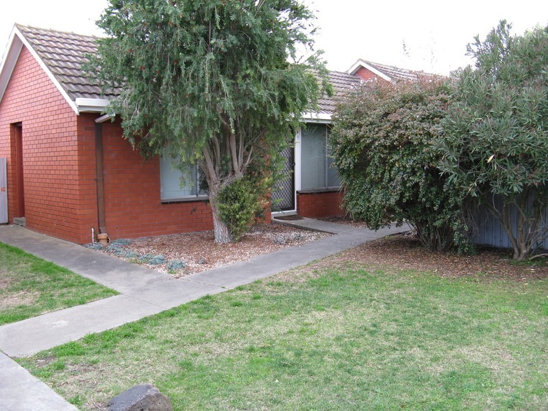 4/20 Regent Street, Whittington VIC 3219