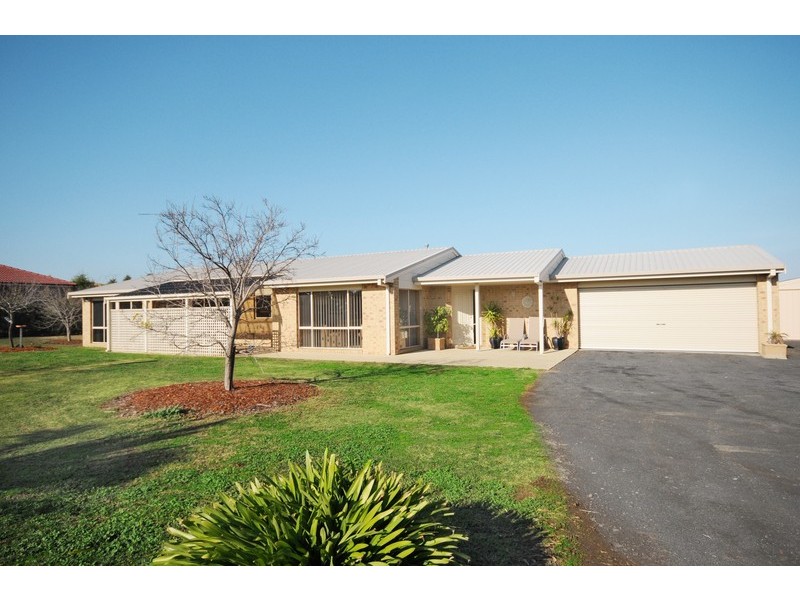 6 Cypress Crescent, Leopold VIC 3224