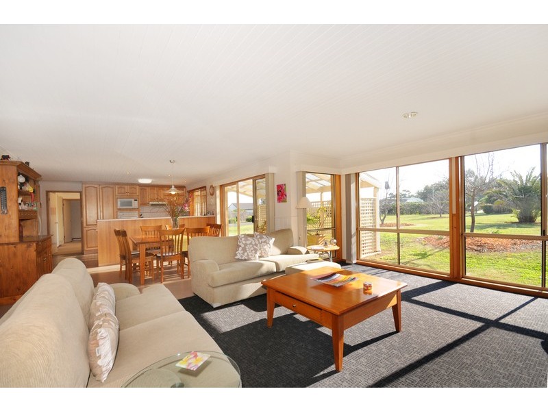 6 Cypress Crescent, Leopold VIC 3224