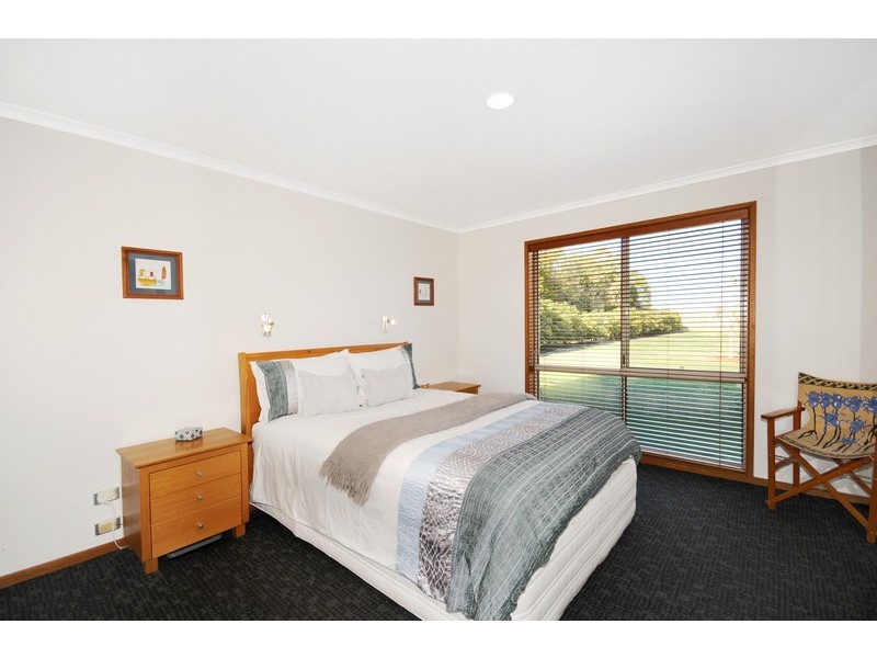 6 Cypress Crescent, Leopold VIC 3224