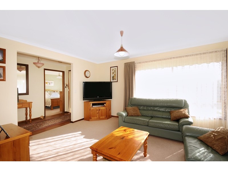 35 Rebecca Drive, Leopold VIC 3224