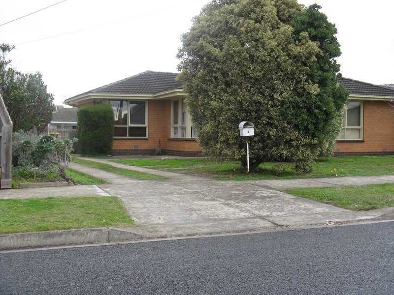 4 Carroll Street, Leopold VIC 3224