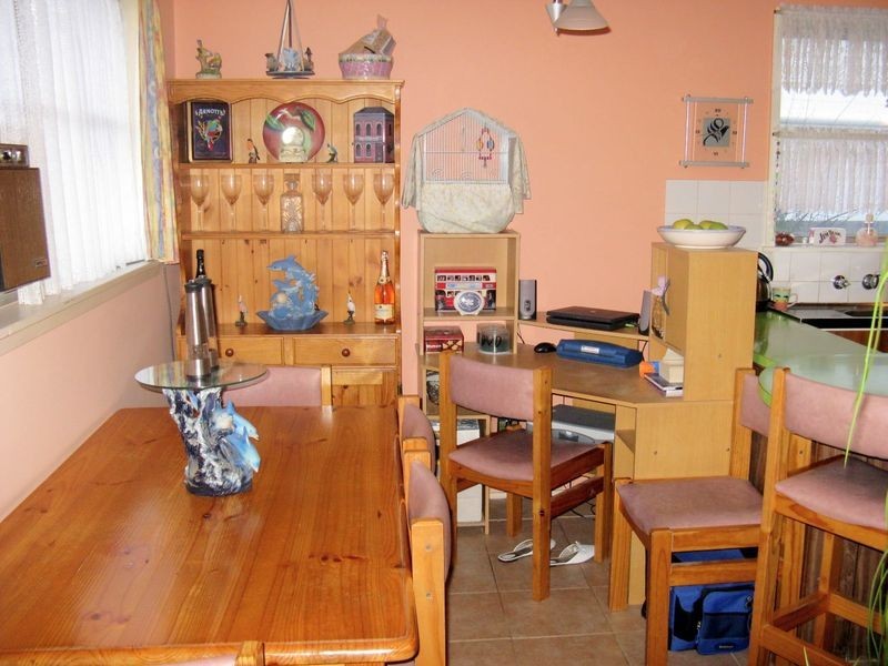 4 Young Street, Breakwater VIC 3219