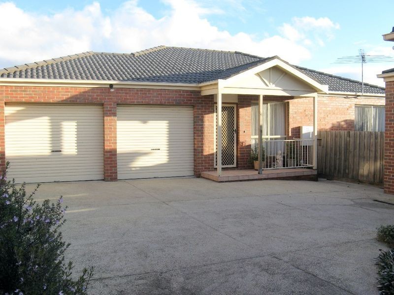 2/27 Allambie Street, Leopold VIC 3224