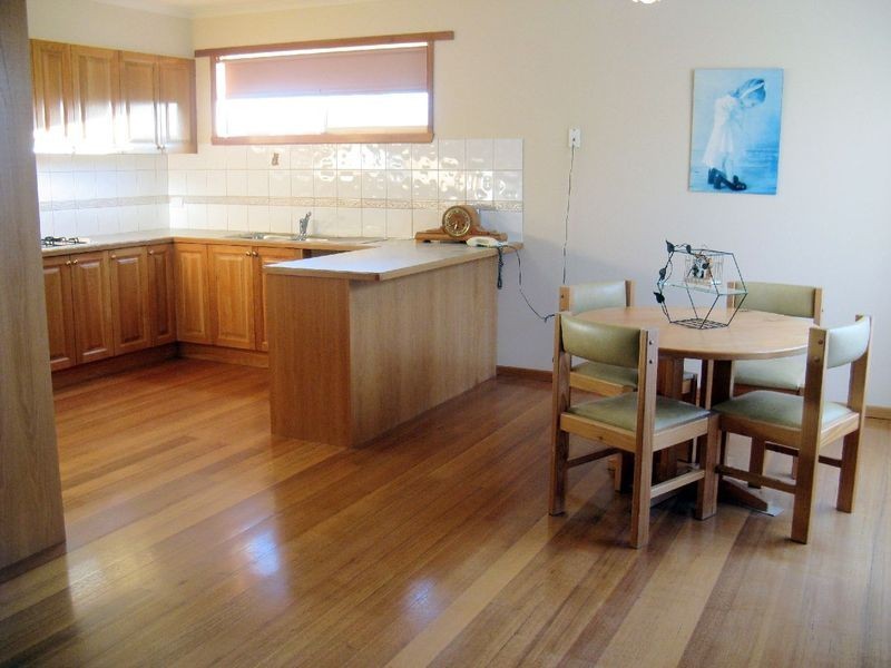 2/27 Allambie Street, Leopold VIC 3224