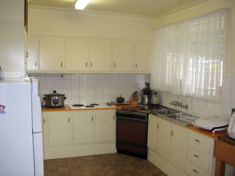 4 Claremont Drive, Leopold VIC 3224