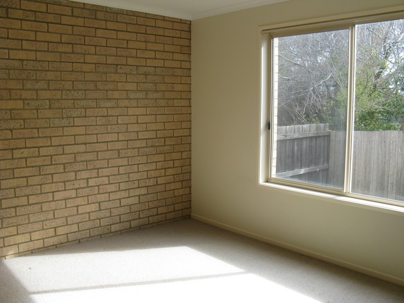 2/7 Dendle Street, Leopold VIC 3224