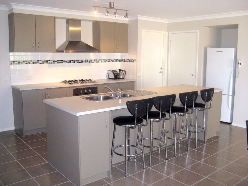 6 Blake Drive, Leopold VIC 3224