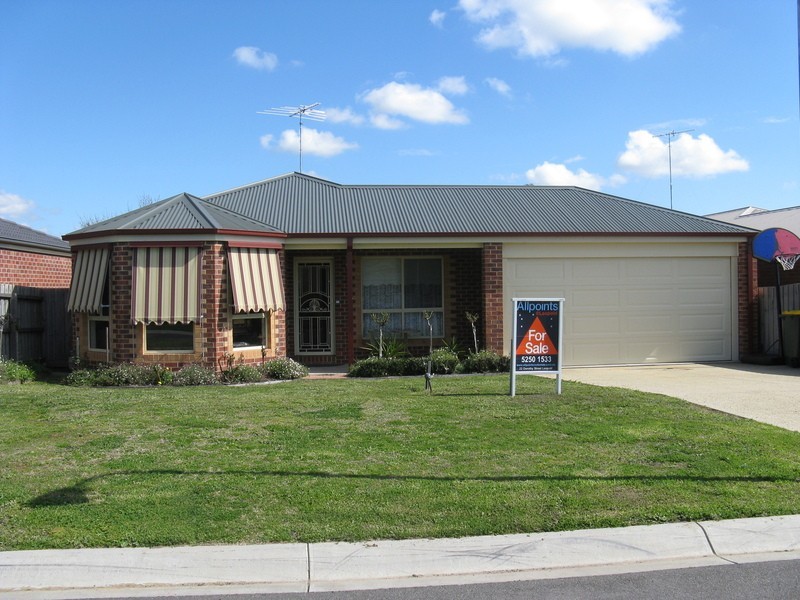 8 Stevens Court, Leopold VIC 3224