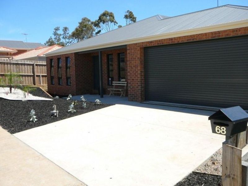 68 Ghazeepore Road, Waurn Ponds VIC 3216