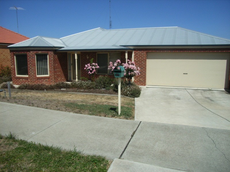 39 Huon Crescent, Leopold VIC 3224