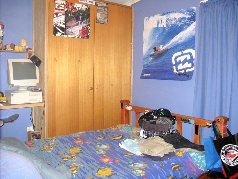 4 Young Street, Breakwater VIC 3219