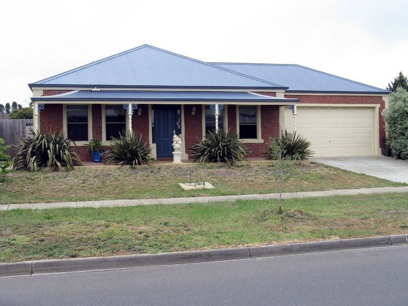 83 Canowindra Way, Leopold VIC 3224