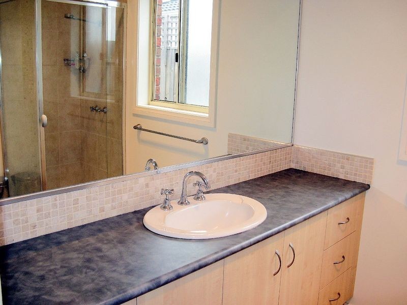 83 Canowindra Way, Leopold VIC 3224