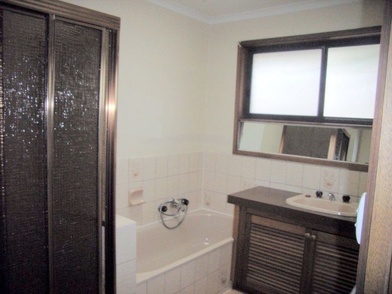 48 Darrambal Crescent, Leopold VIC 3224