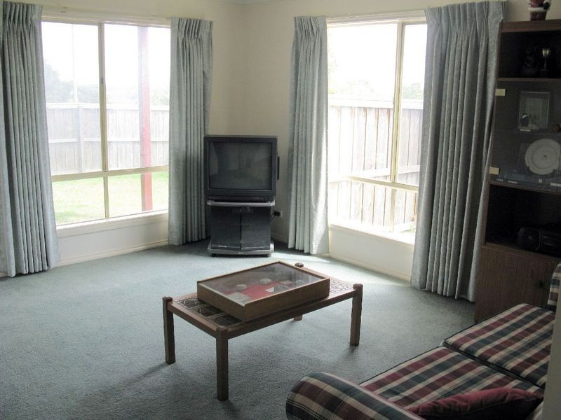 2/42 Donvale Drive, Leopold VIC 3224