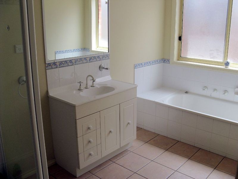 19 Fabian Place, Leopold VIC 3224