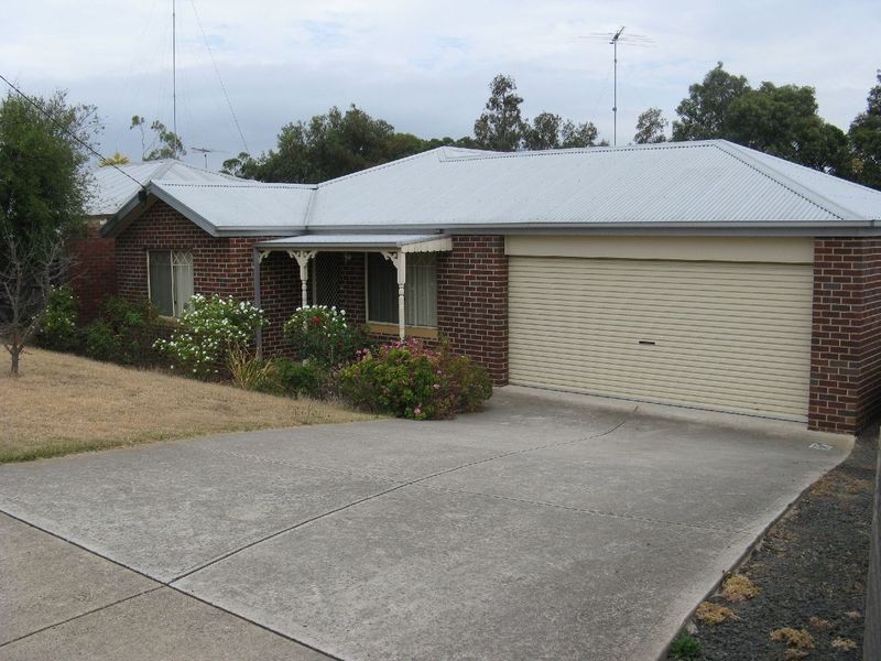 44 Heytesbury Drive, Leopold VIC 3224