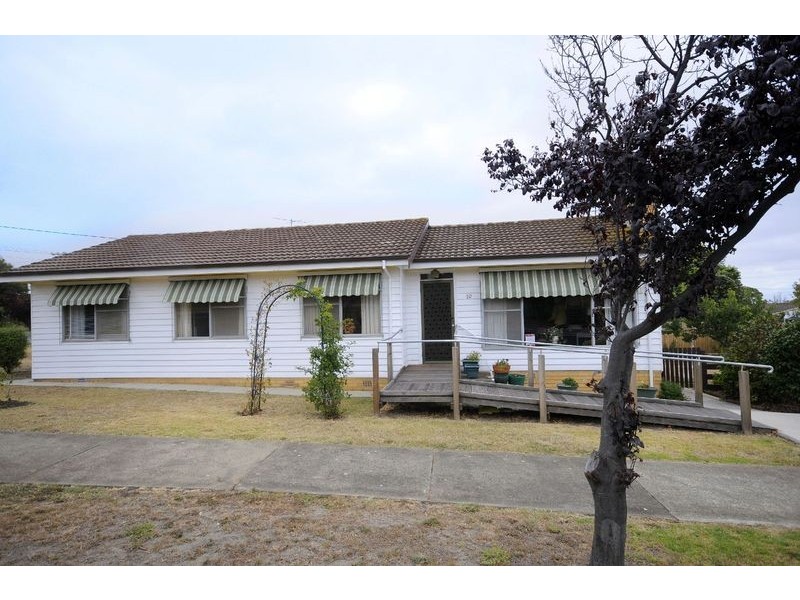 10 Dunsford Drive, Leopold VIC 3224