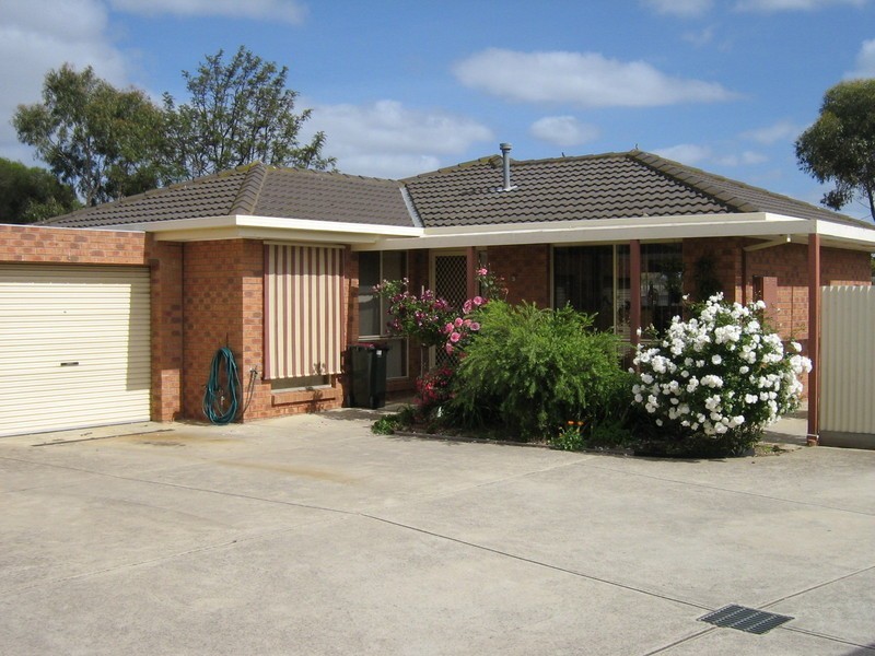 2/9 Melissa Court, Leopold VIC 3224