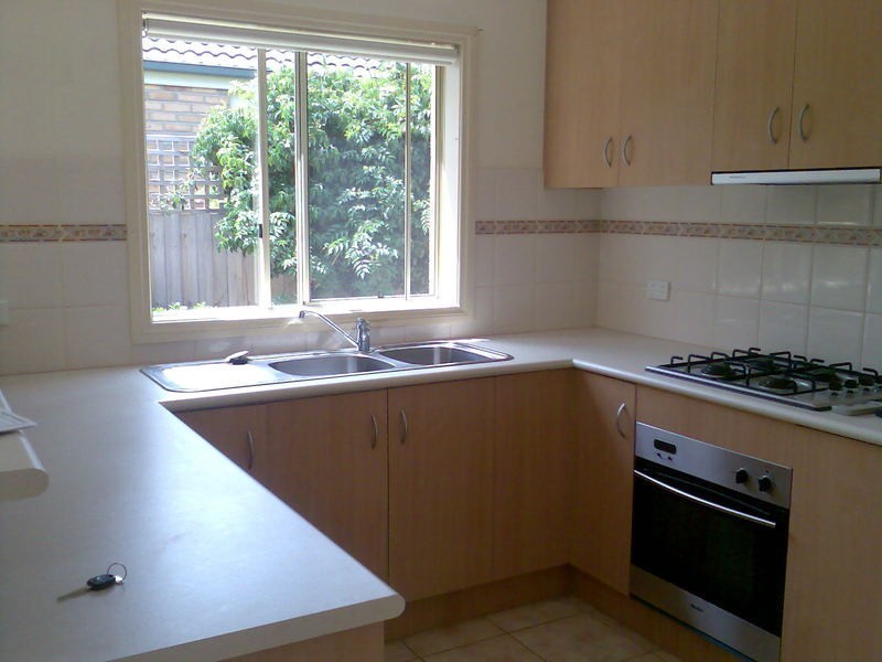 16 Pine Grove, Leopold VIC 3224