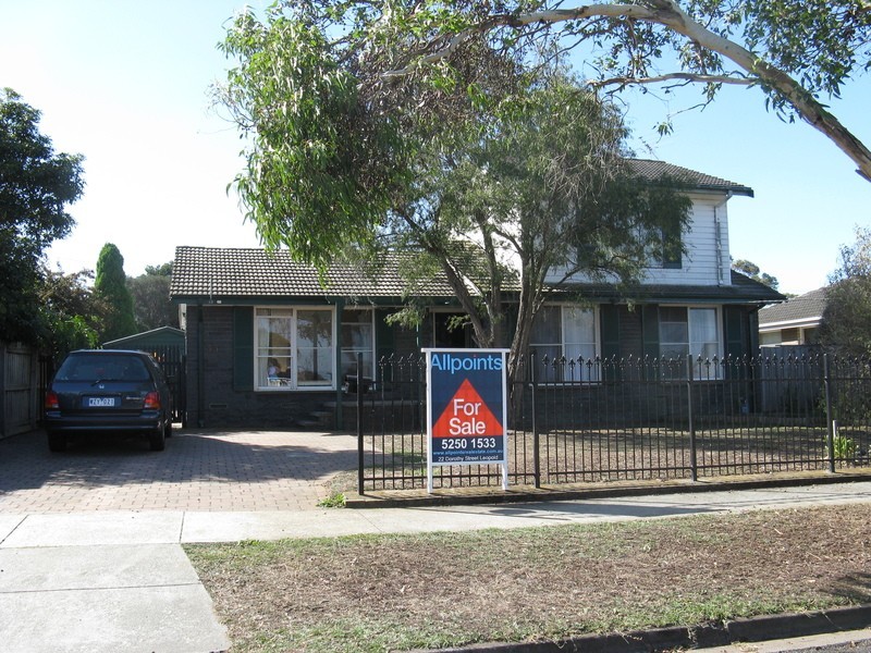 33 Carroll Street, Leopold VIC 3224