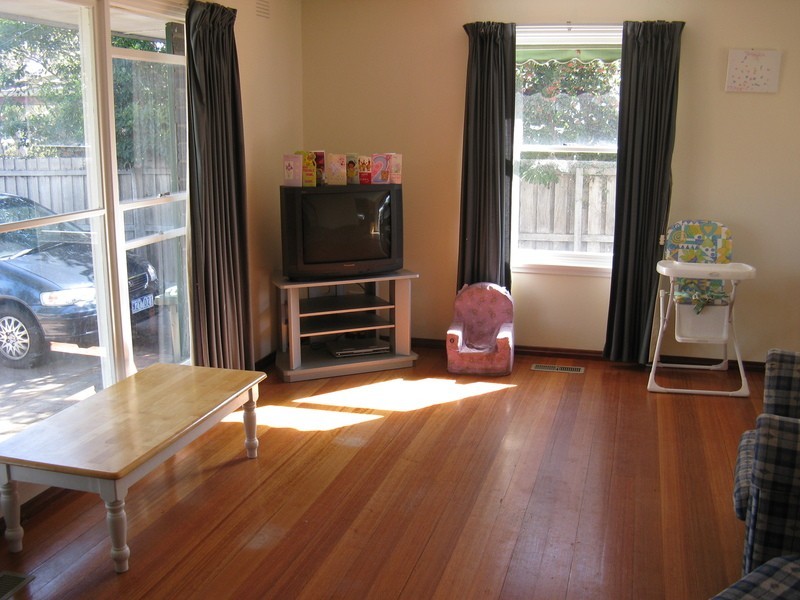 33 Carroll Street, Leopold VIC 3224