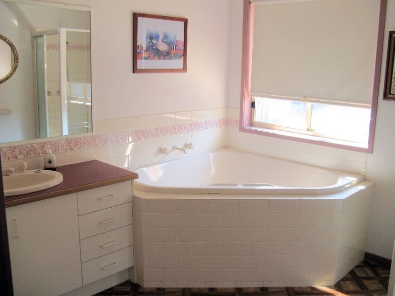 1 Maddison Court, Leopold VIC 3224