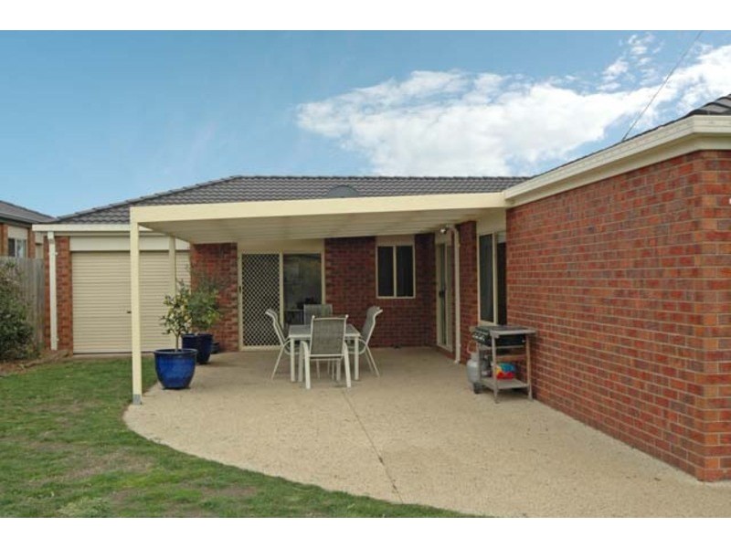 4 Green Acre Drive, Leopold VIC 3224