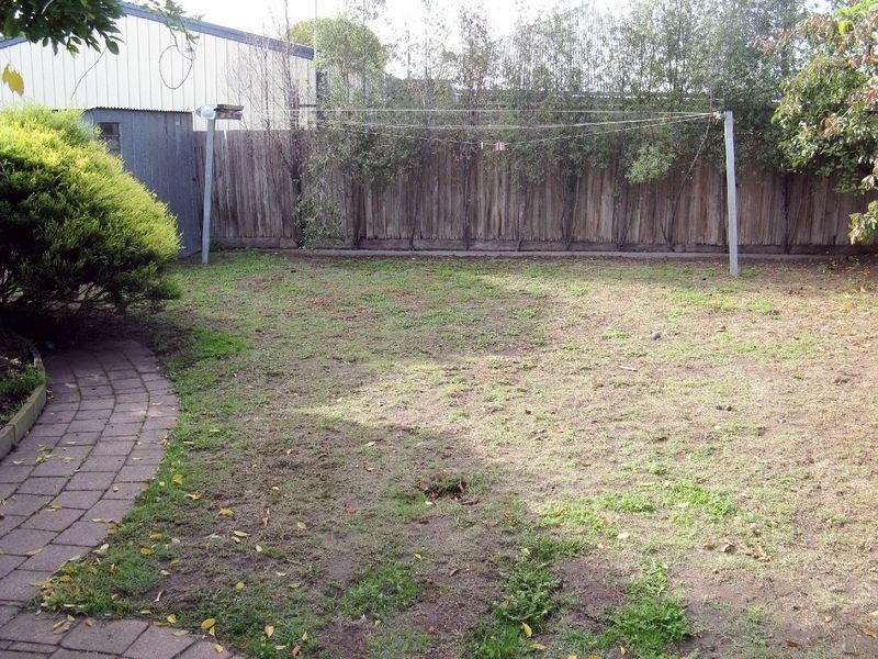 18 Simons Road, Leopold VIC 3224